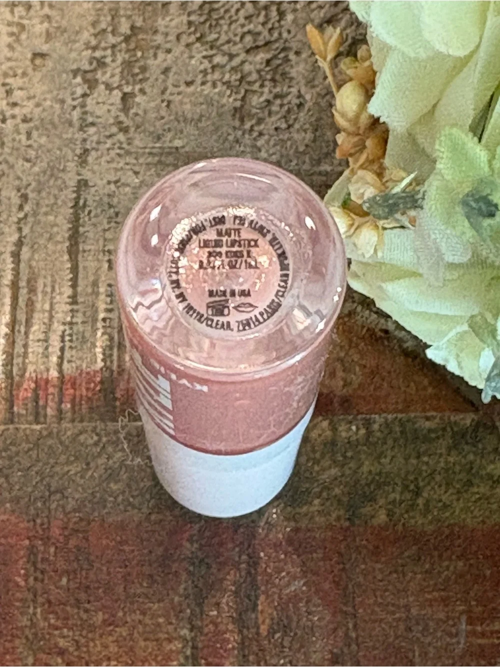New KYLIE JENNER Matte LIQUID LIPSTICK in 300 KOKO K!